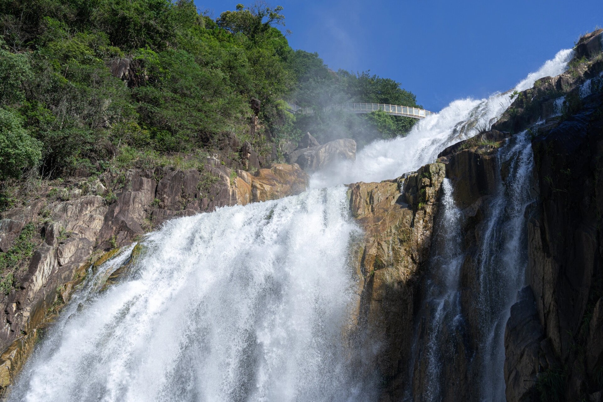 Longgui Village Waterfall